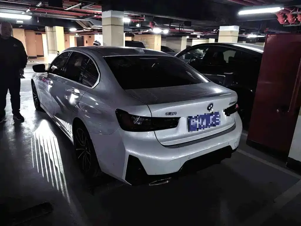 BMW 3 Series 2025 из CN, фото 2