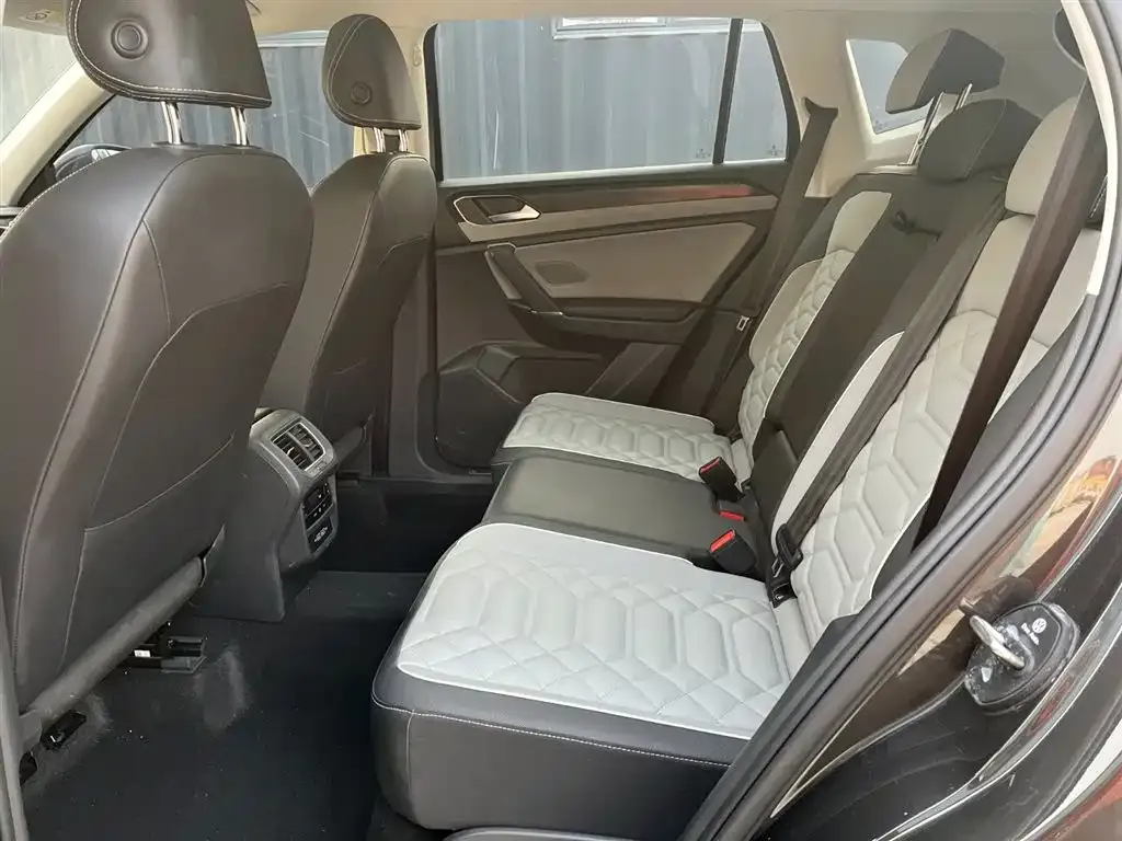 Volkswagen Tayron 2023 из CN, фото 6