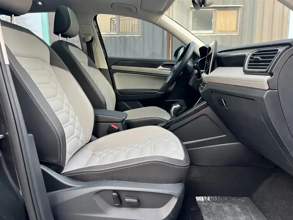 Volkswagen Tayron 2023 из CN, фото 3