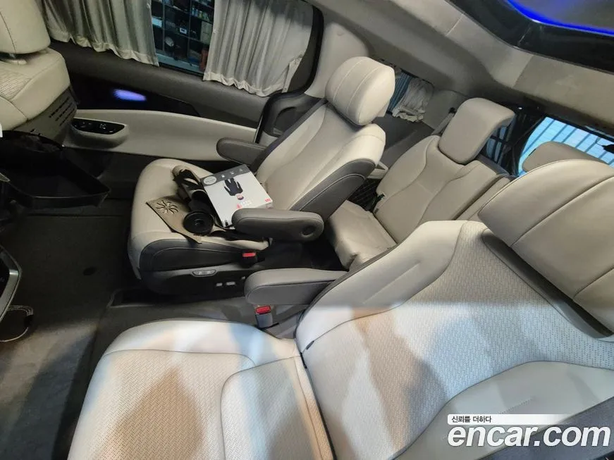 Kia Carnival — фото 2