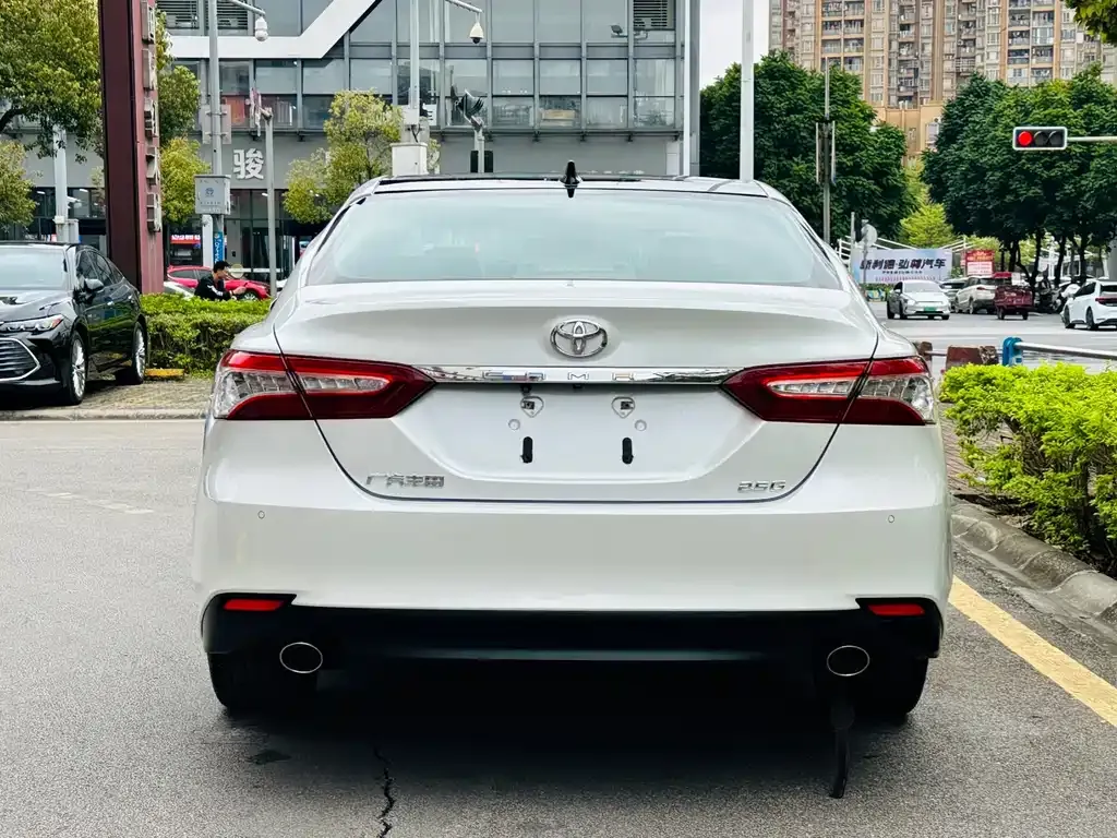 Toyota Camry 2021 из CN, фото 9