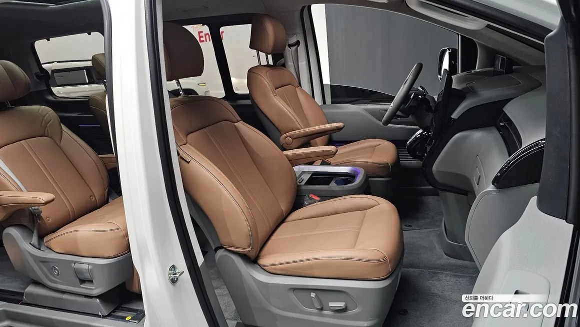 Hyundai Staria — фото 10