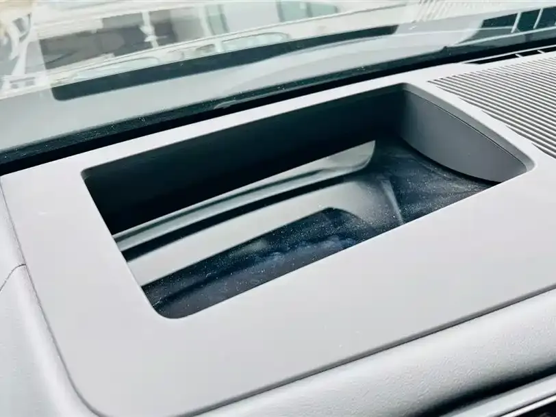 BMW 5 Series 2025 из CN, фото 5