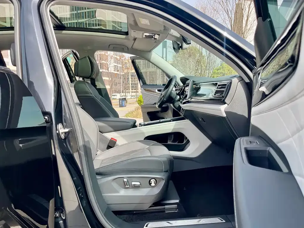 Volkswagen Teramont X 2024 из CN, фото 9