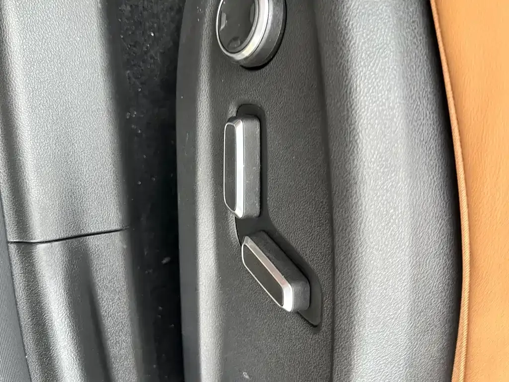 Geely Galaxy L7 — фото 4