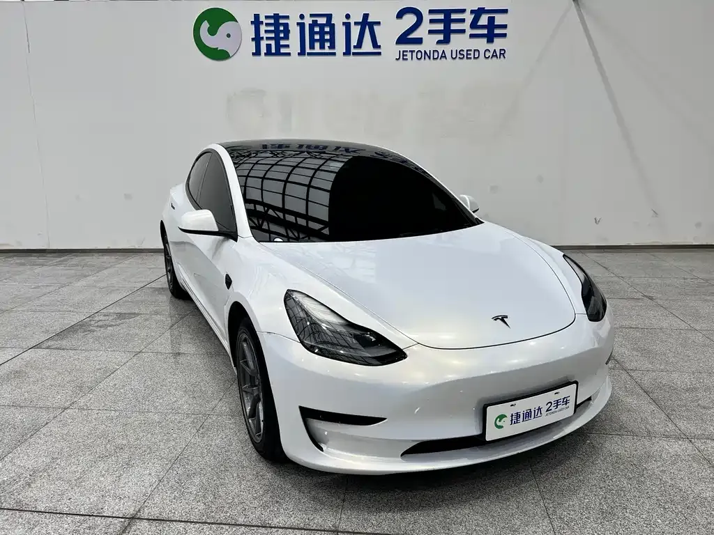 Tesla Model 3 — фото 8