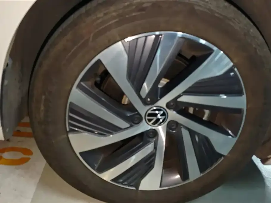Volkswagen Passat New Energy 2021 из CN, фото 2