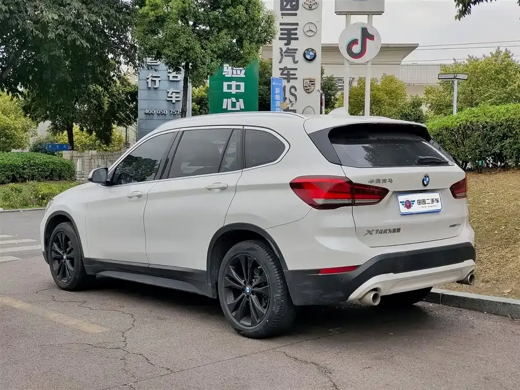BMW X1 — фото 3