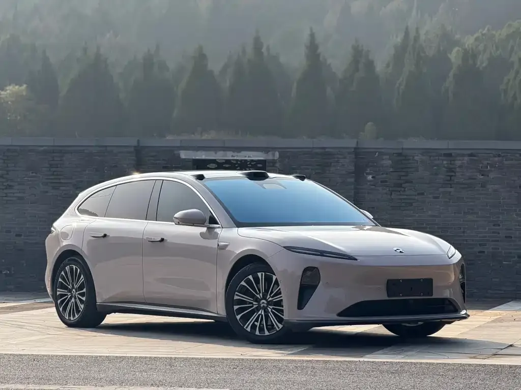 NIO ET5T 2023 из CN, фото 10