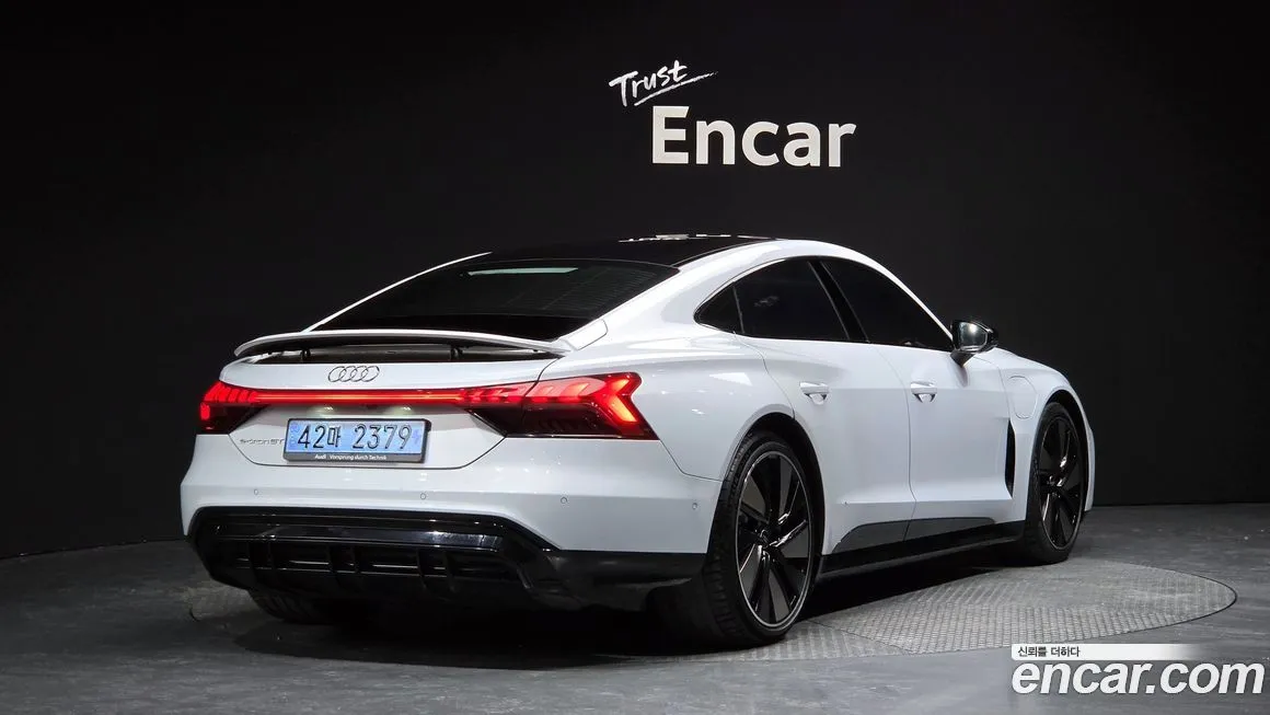 Audi e-tron GT 2022 из KR, фото 4