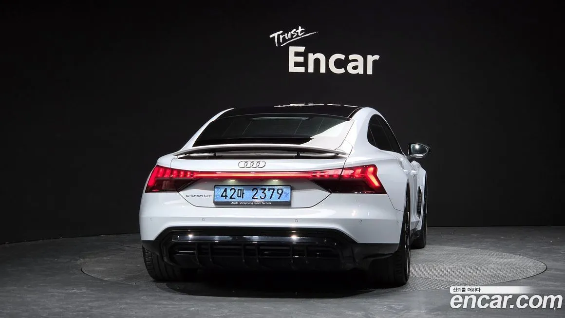 Audi e-tron GT 2022 из KR, фото 3