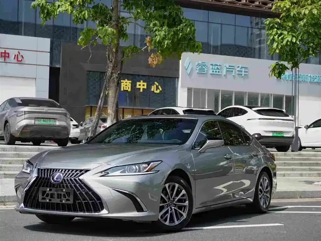 Lexus ES 2022 из CN, фото 1