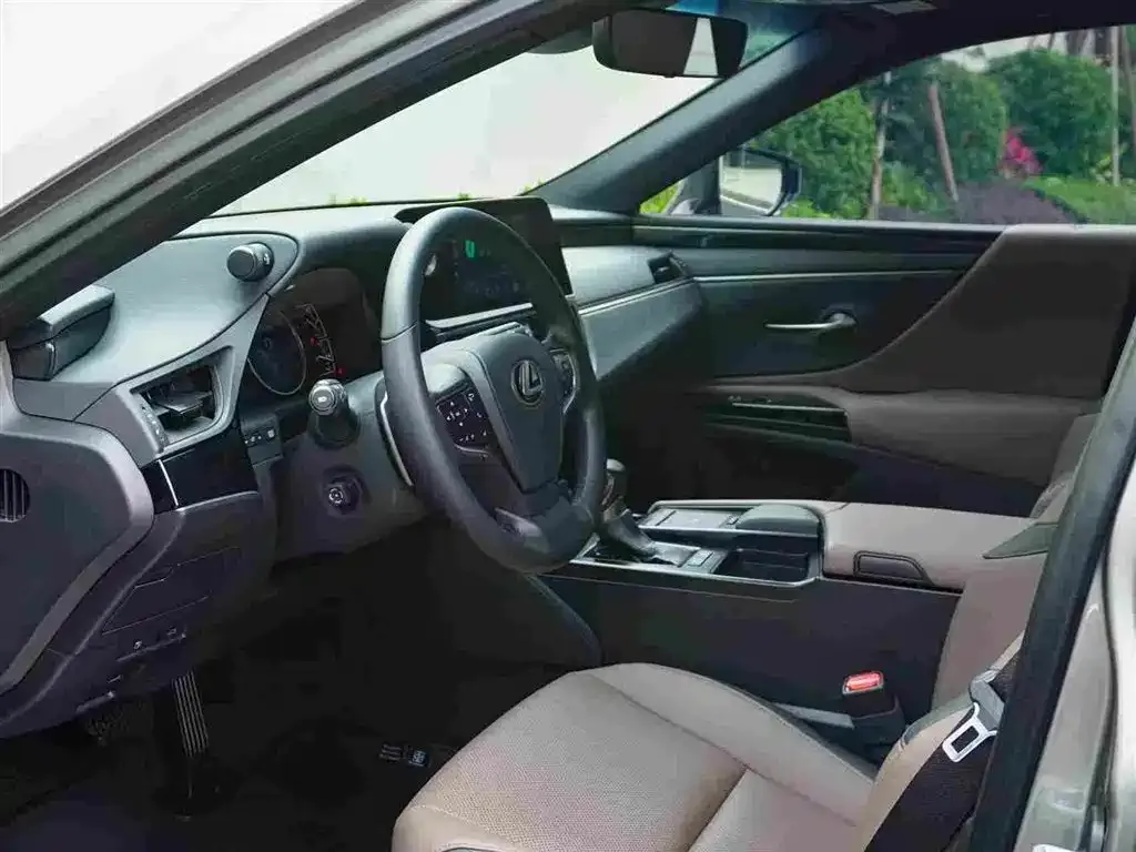 Lexus ES 2022 из CN, фото 10