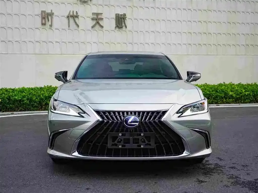 Lexus ES 2022 из CN, фото 8