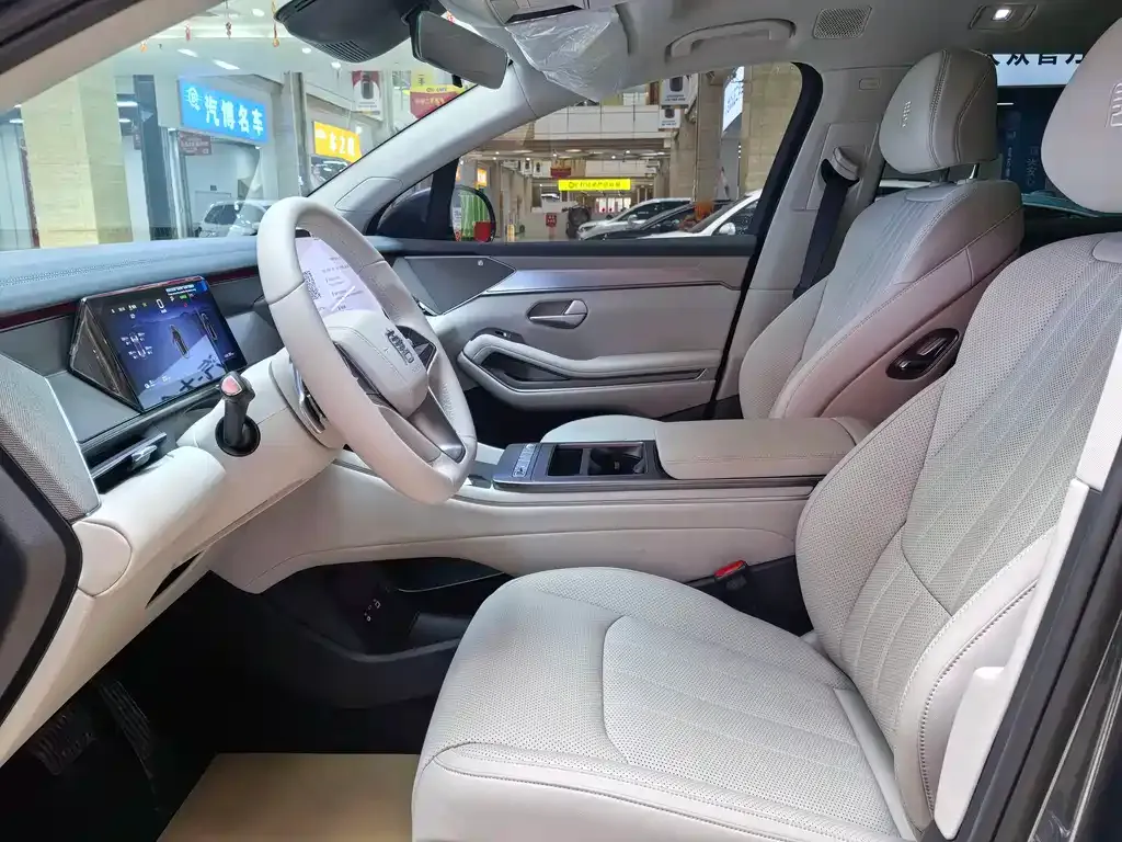 BYD Tang L 2025 из CN, фото 10
