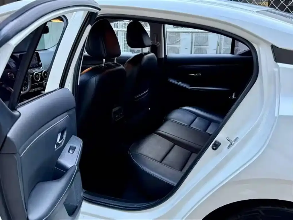 Nissan Sylphy 2022 из CN, фото 7