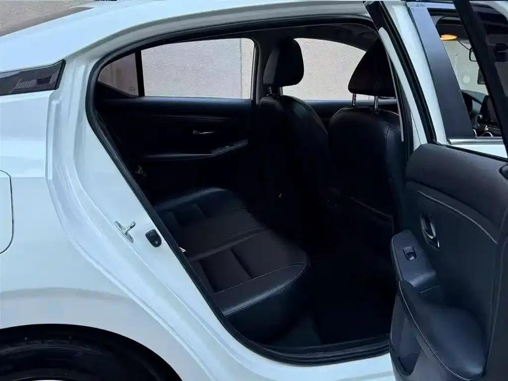 Nissan Sylphy 2022 из CN, фото 9
