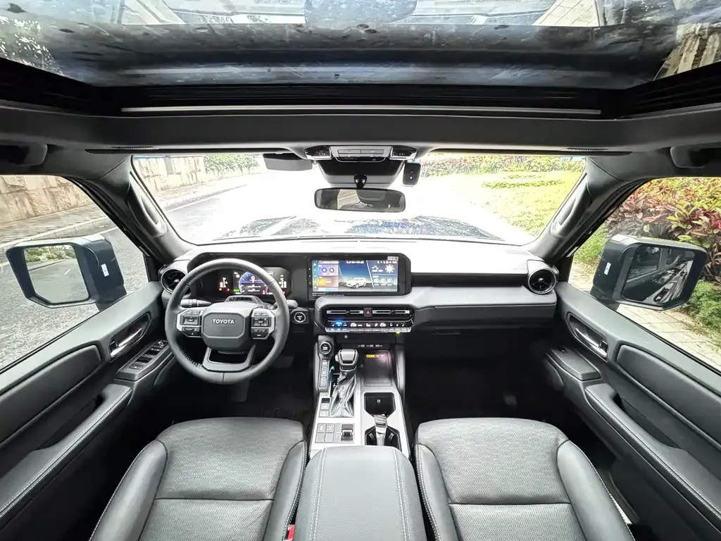 Toyota Prado 2025 из CN, фото 8