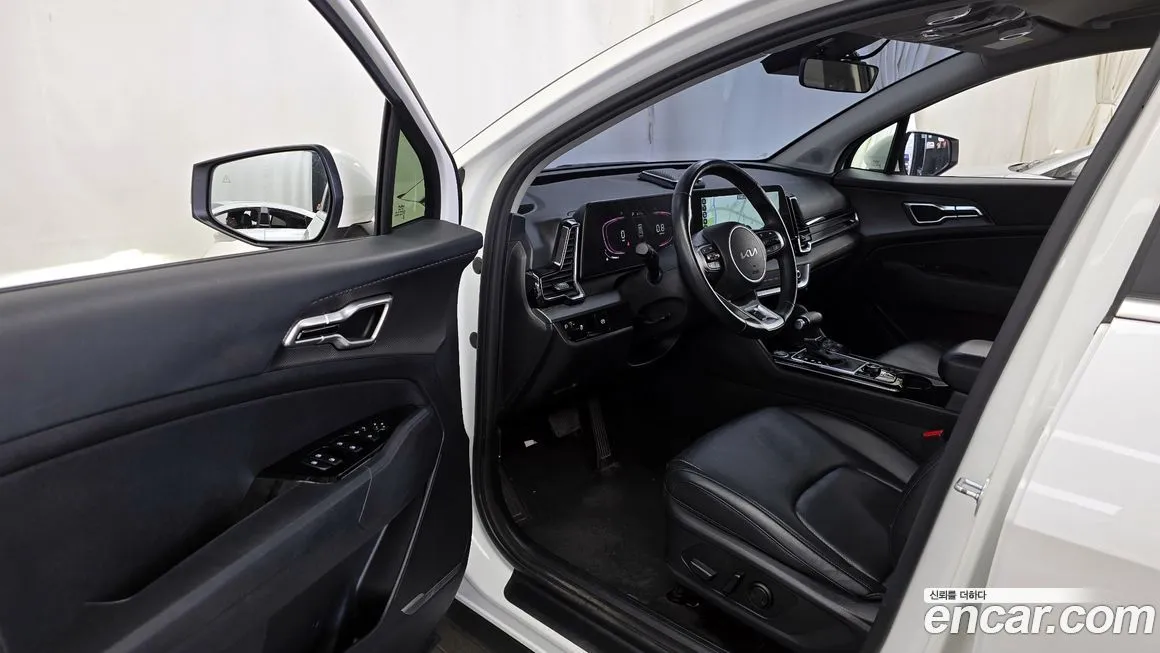 Kia Sportage — фото 8