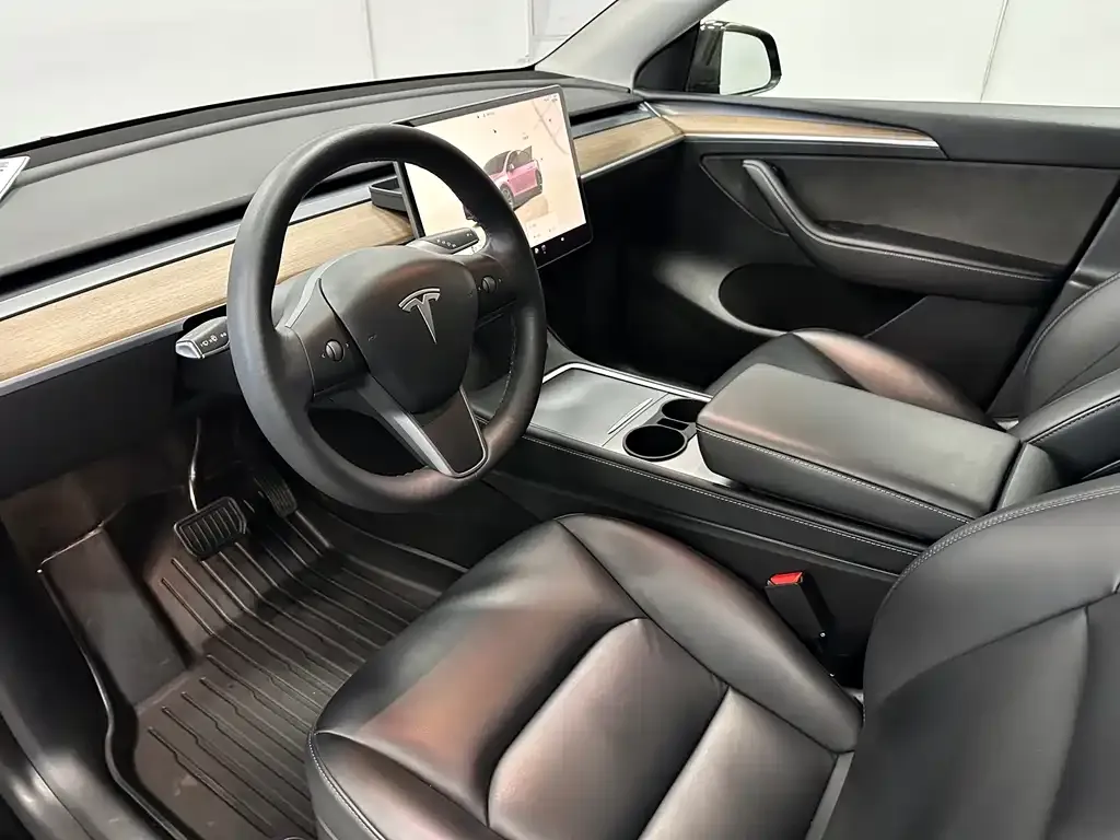 Tesla Model Y 2022 из CN, фото 8