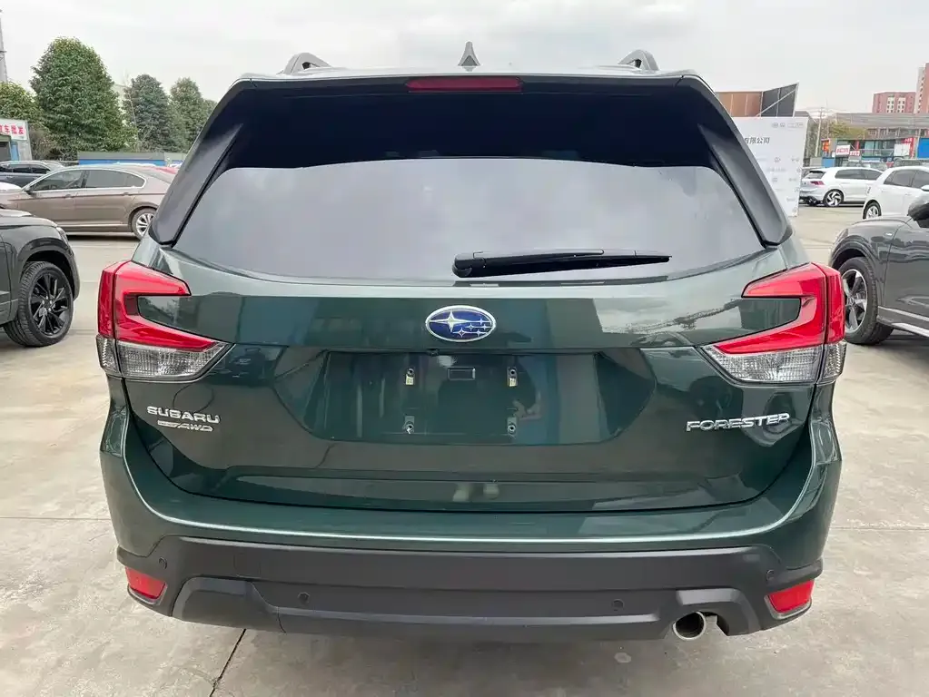 Subaru Forester 2022 из CN, фото 2
