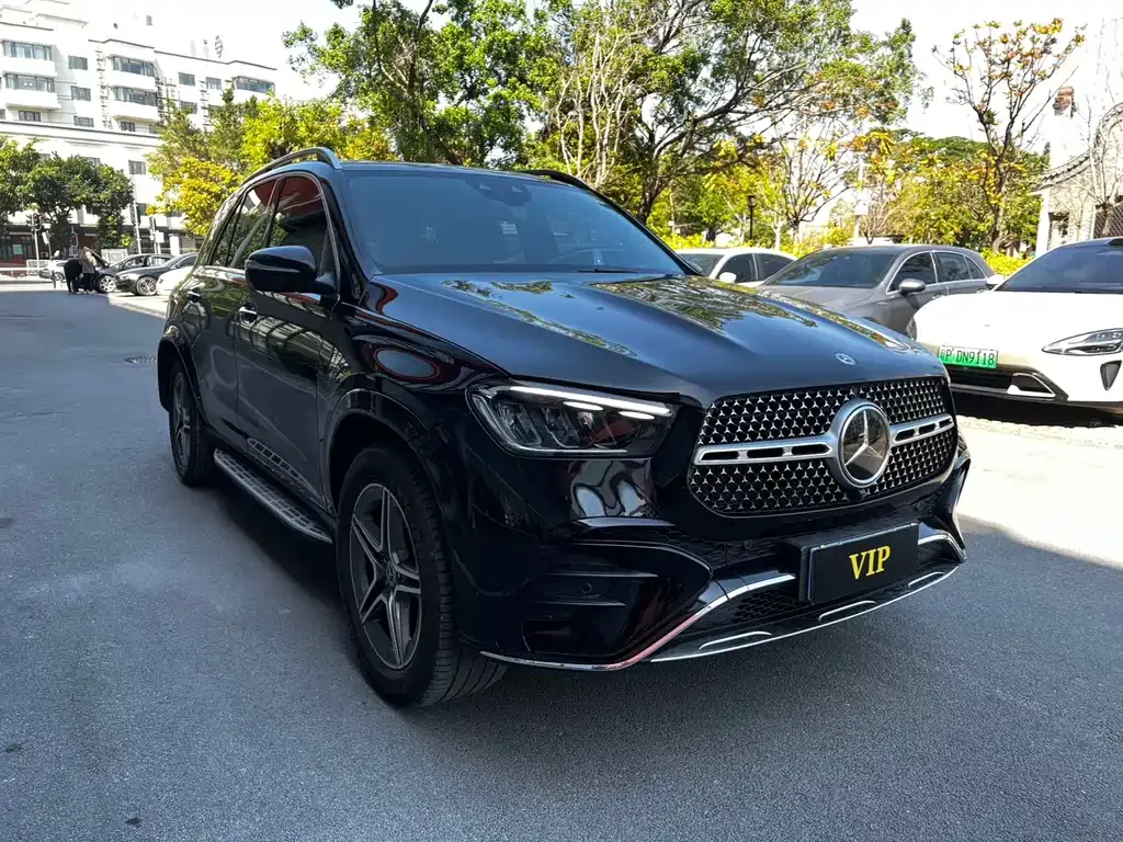 Mercedes-Benz GLE — фото 1