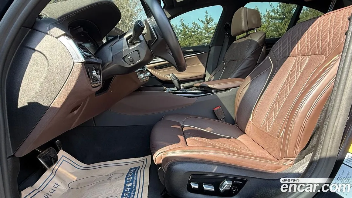 BMW 5-Series 2023 из KR, фото 9