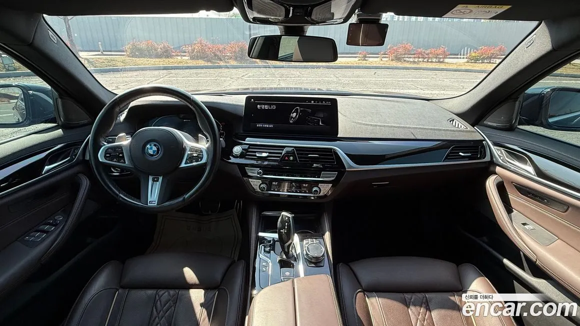 BMW 5-Series 2023 из KR, фото 3