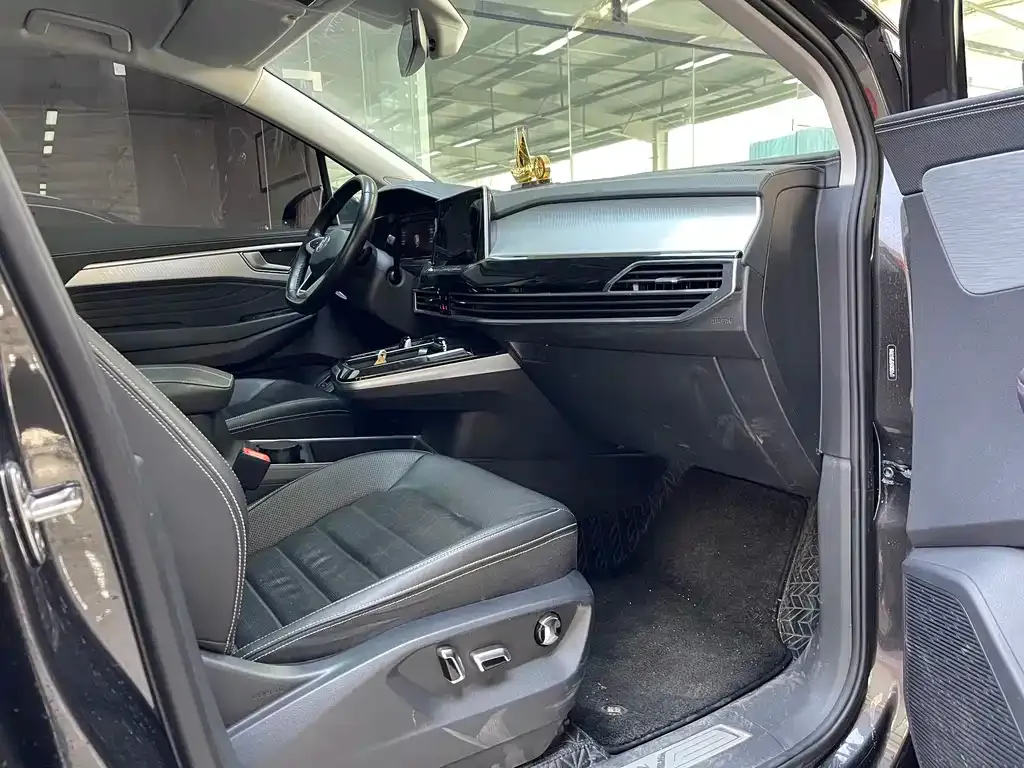 Volkswagen Talagon 2023 из CN, фото 7
