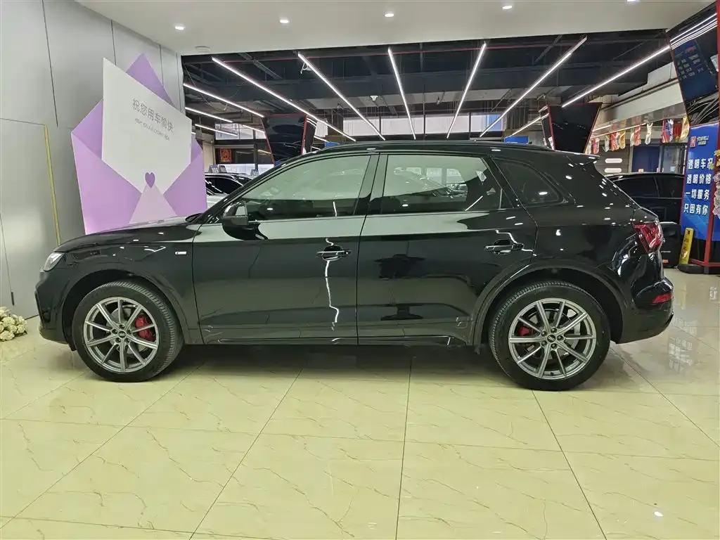 Audi Q5L 2021 из CN, фото 4
