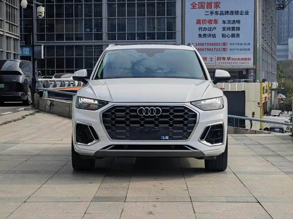 Audi Q5L 2022 из CN, фото 9
