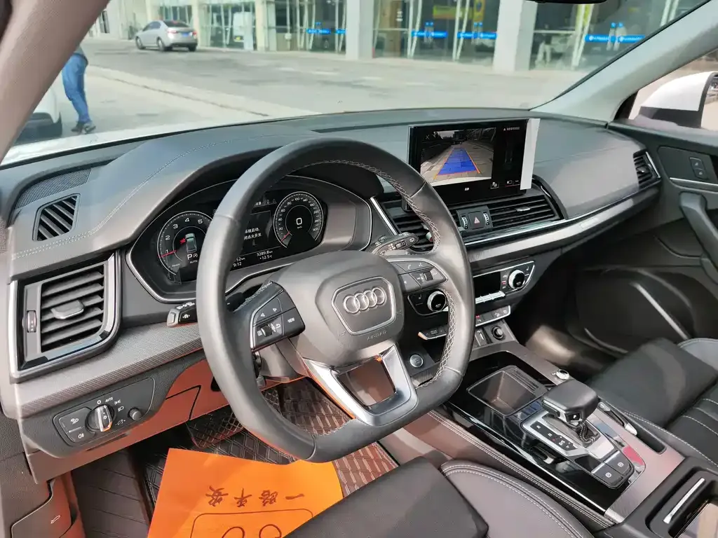 Audi Q5L 2022 из CN, фото 4