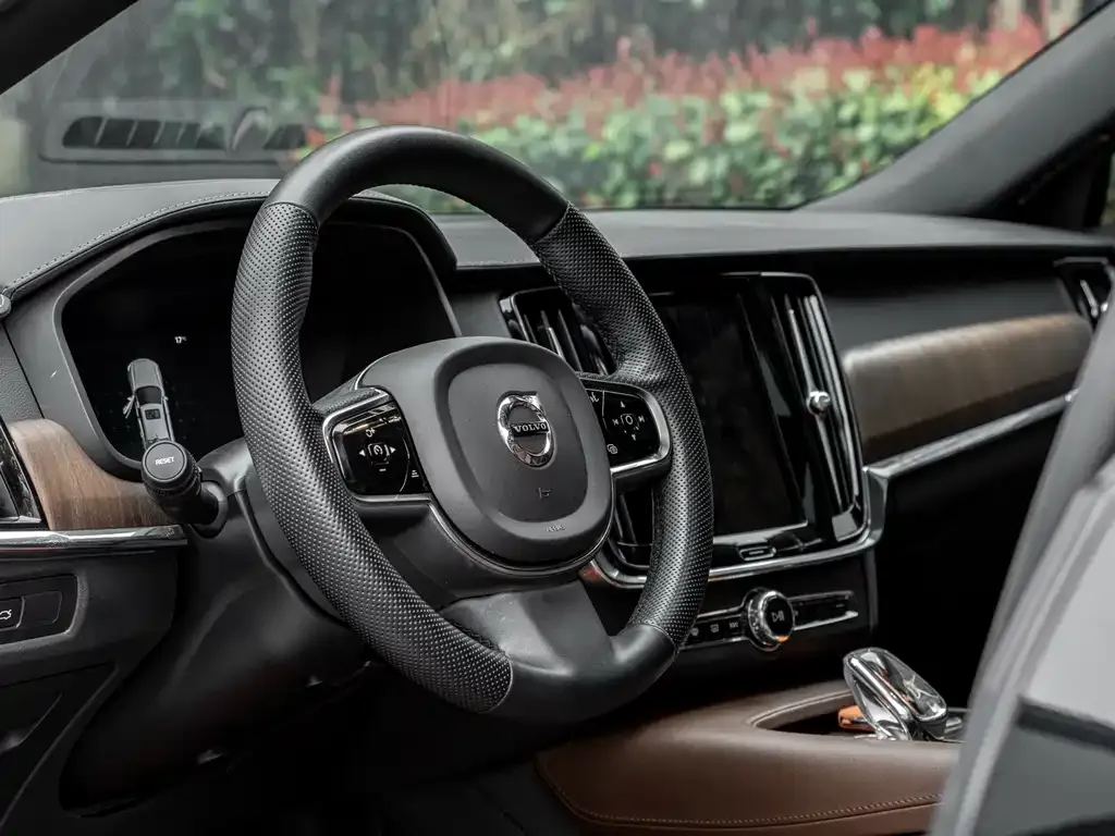Volvo S90 2023 из CN, фото 10
