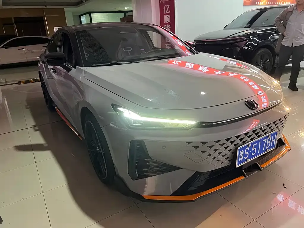 Changan UNI-V 2024 из CN, фото 5