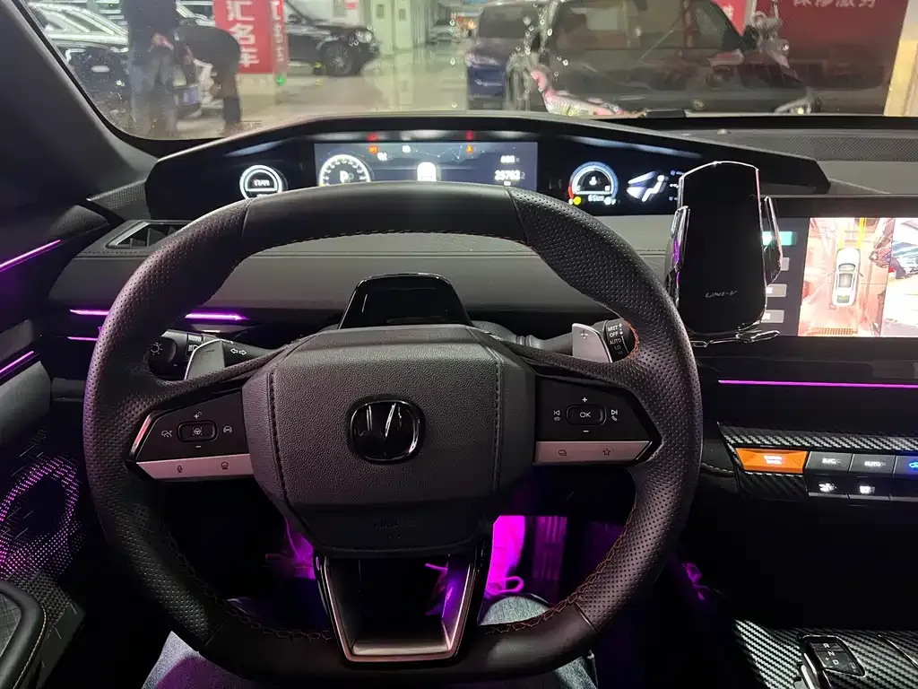 Changan UNI-V 2024 из CN, фото 9