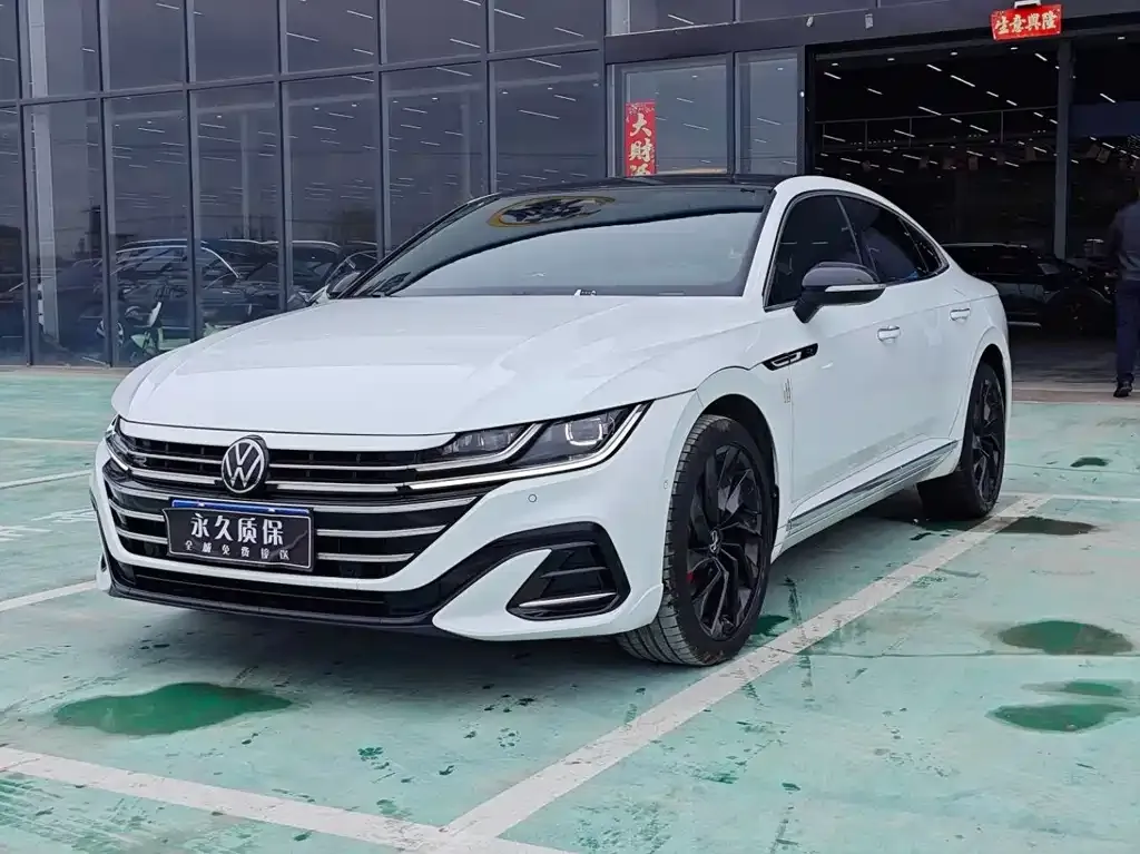 Volkswagen CC 2024 из CN, фото 1