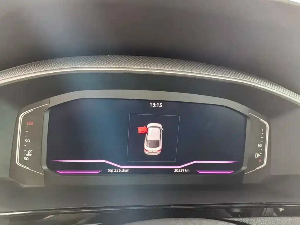Volkswagen CC 2024 из CN, фото 8
