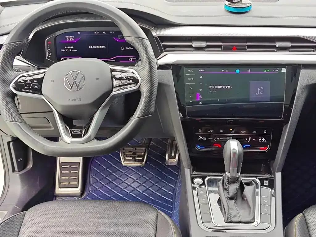 Volkswagen CC 2024 из CN, фото 7