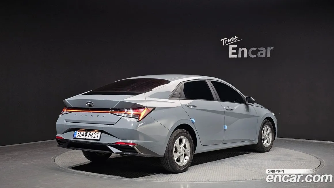Hyundai AVANTE — фото 2