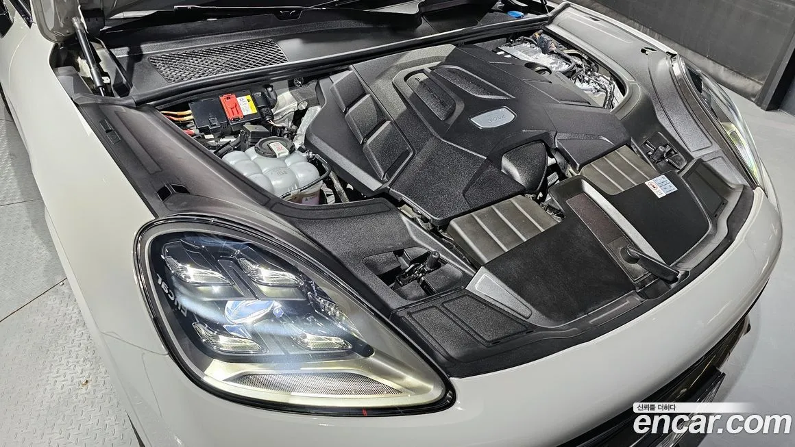 Porsche Cayenne 2022 из KR, фото 8
