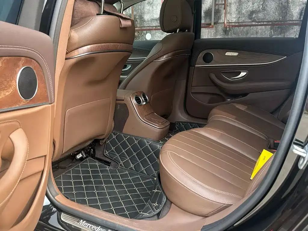 Mercedes-Benz E-Class 2023 из CN, фото 4