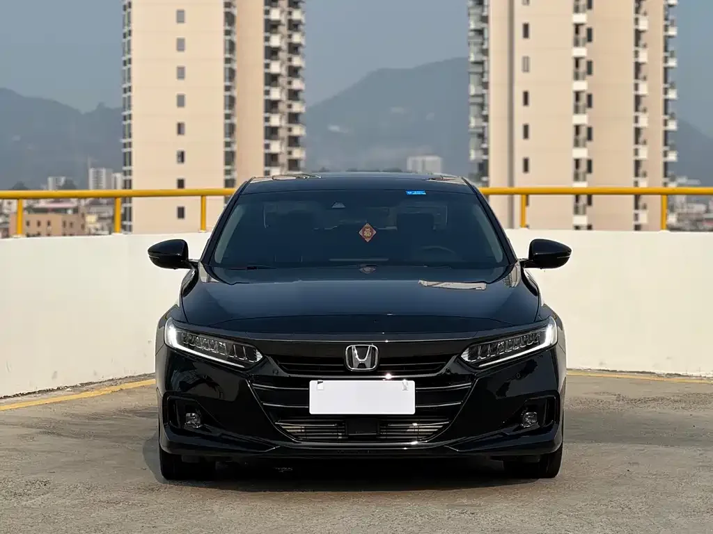 Honda Accord — фото 3