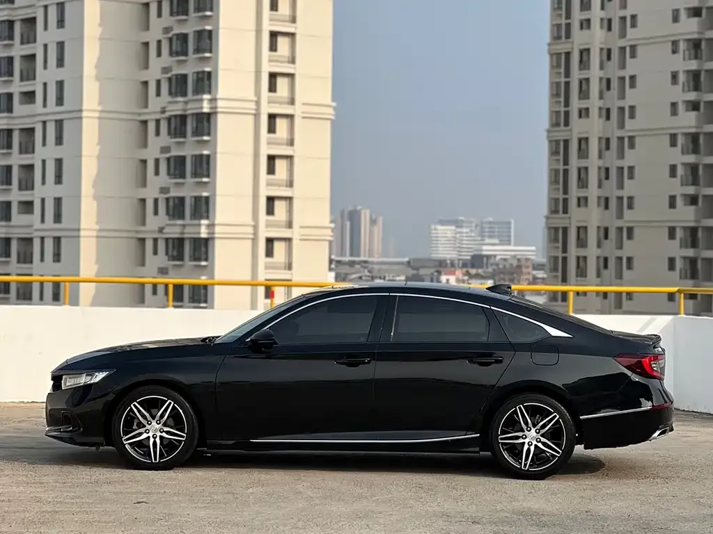 Honda Accord — фото 5