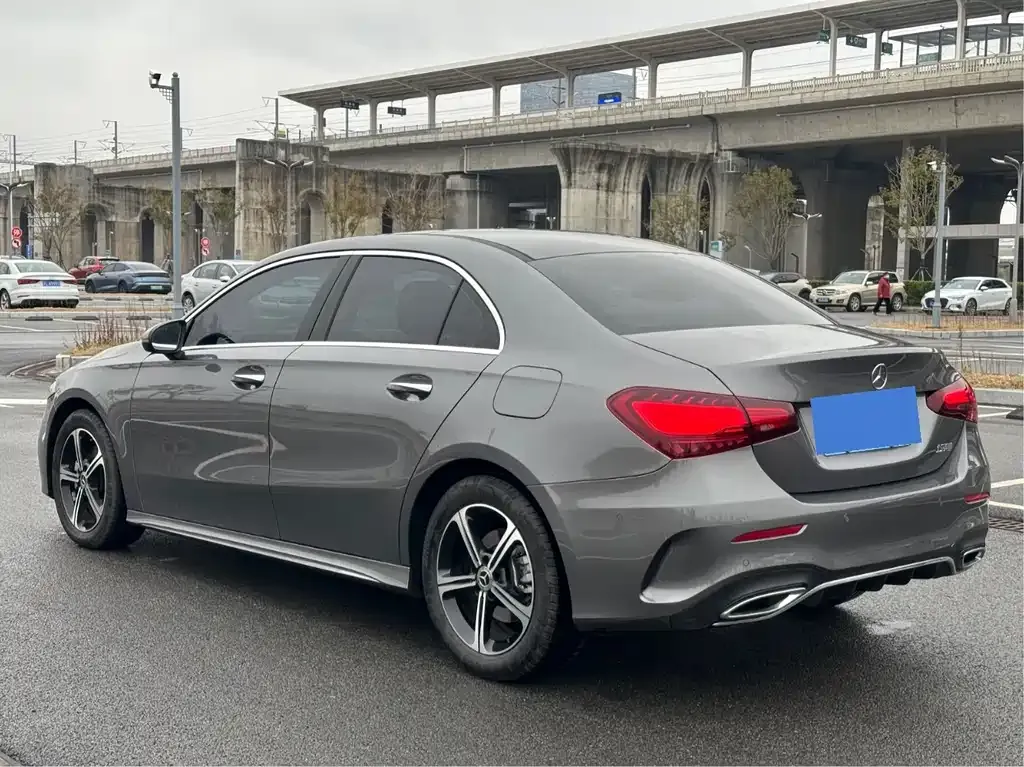 Mercedes-Benz A-Class — фото 4