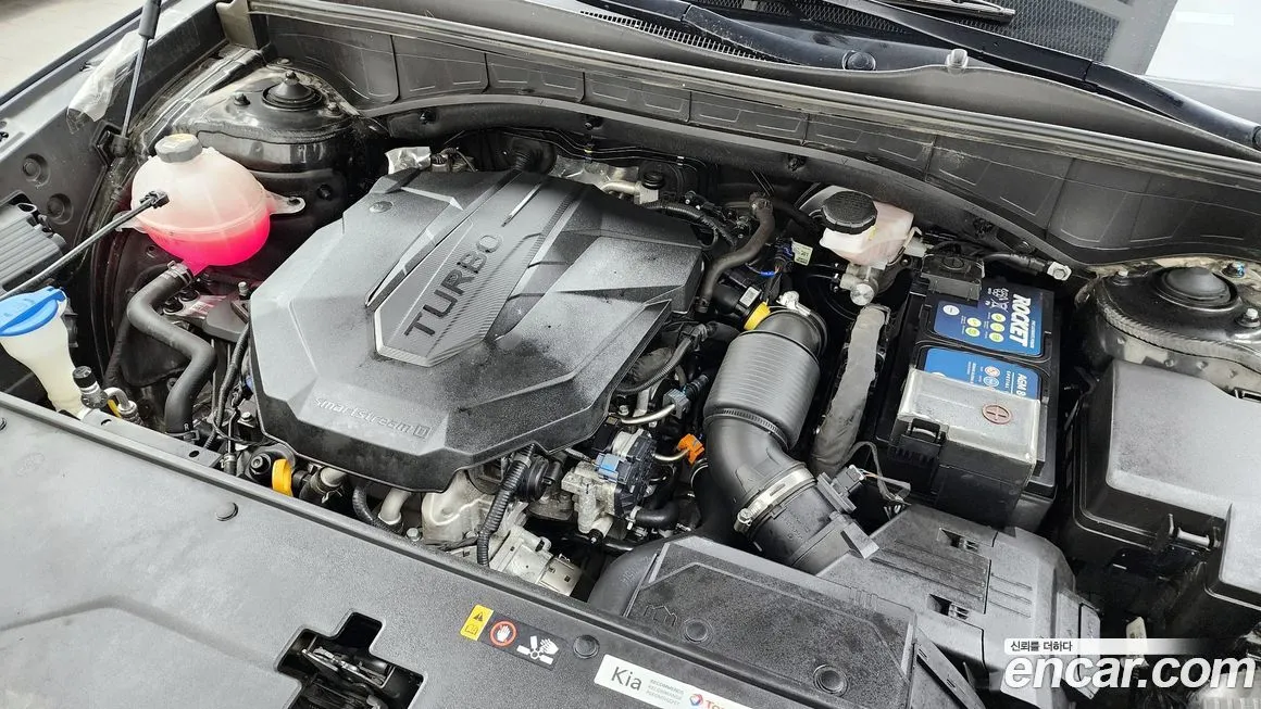 Kia Sorento — фото 8