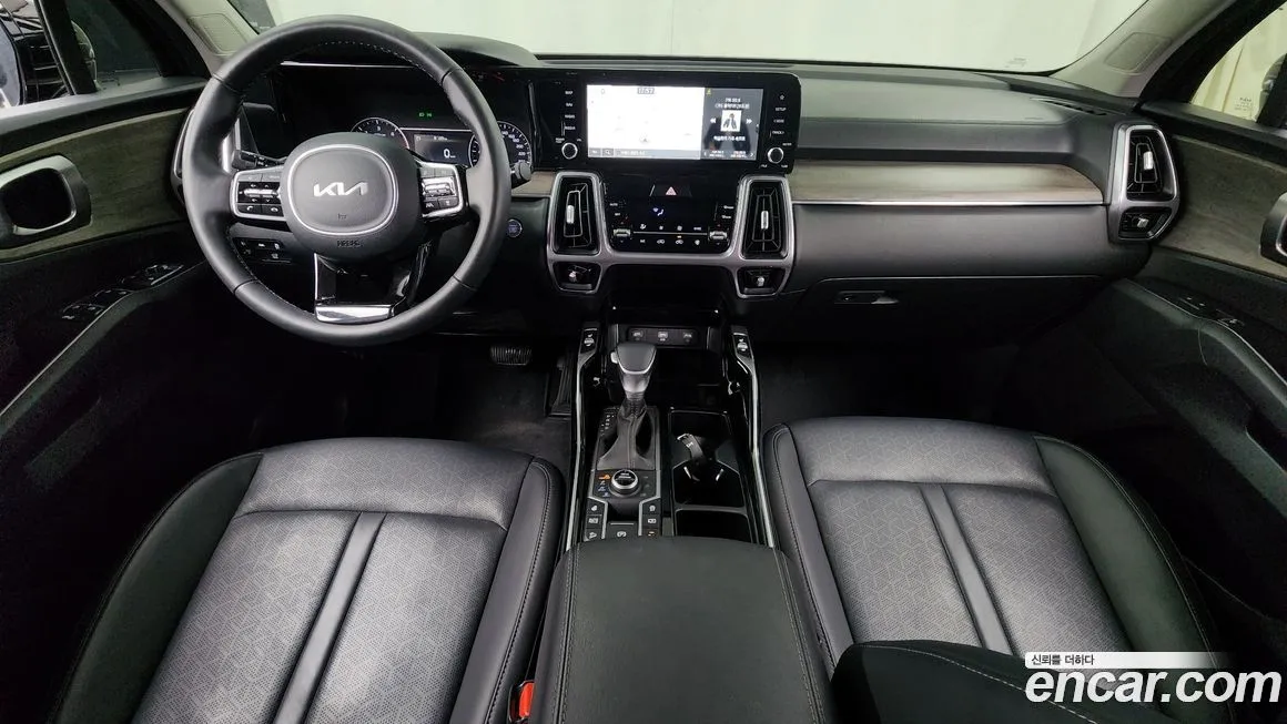 Kia Sorento — фото 4