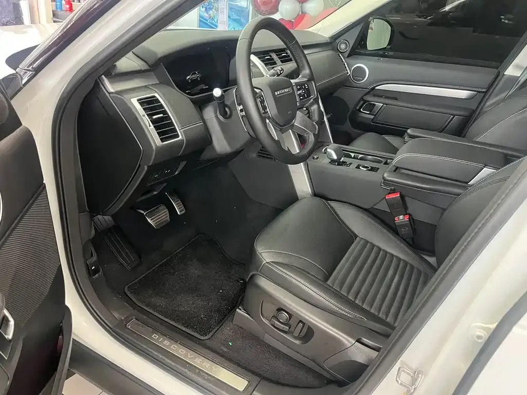 Land Rover Discovery — фото 10