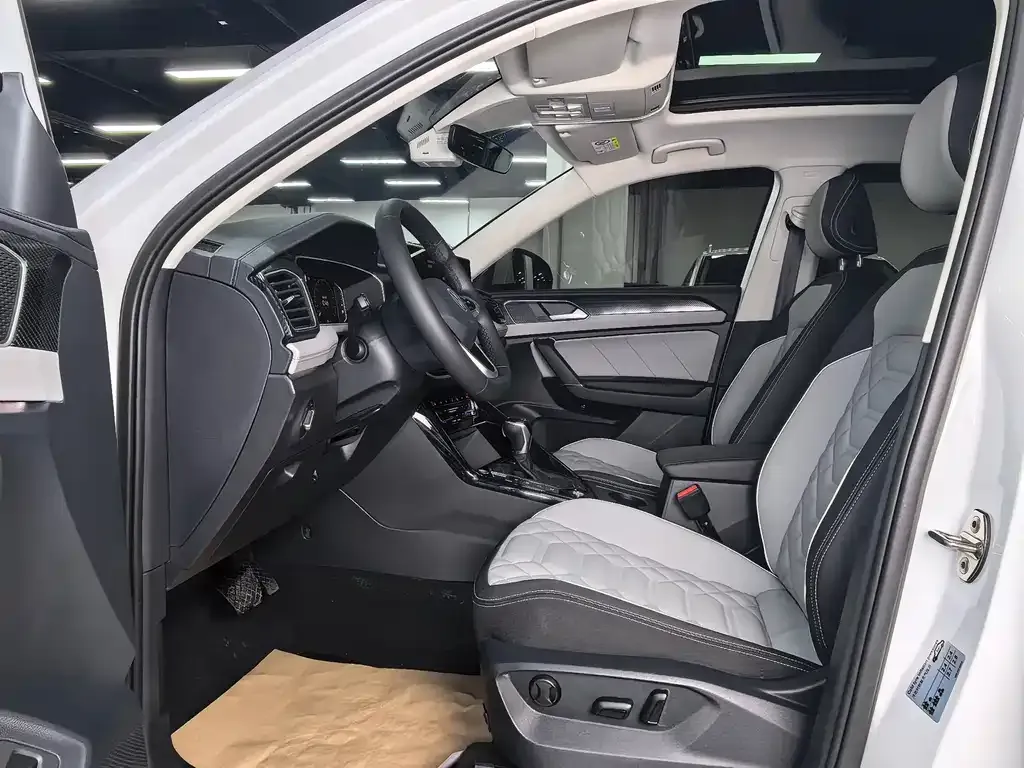 Volkswagen Tayron 2023 из CN, фото 4