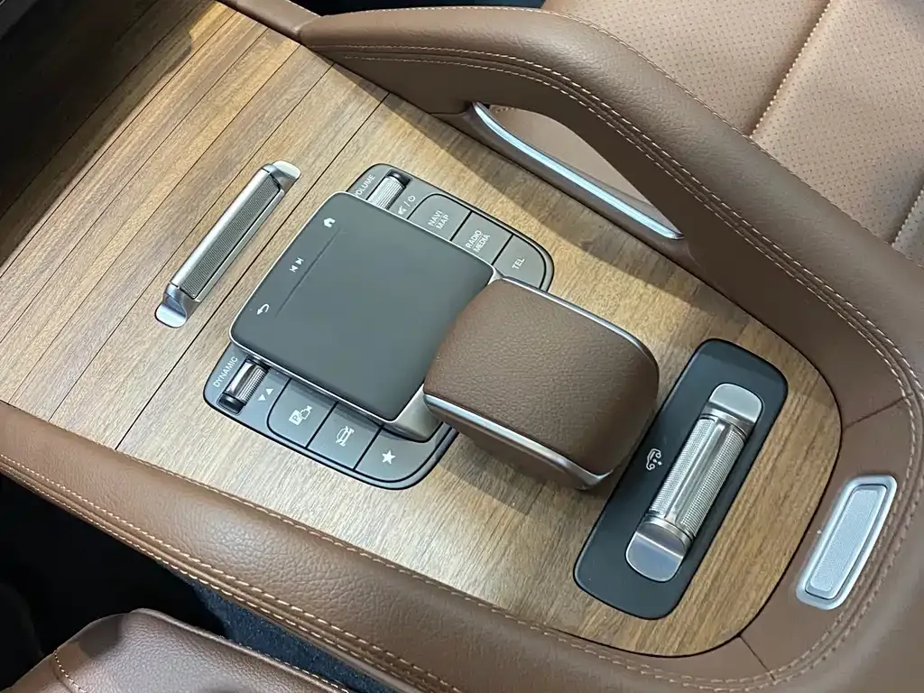 Mercedes-Benz GLE — фото 9