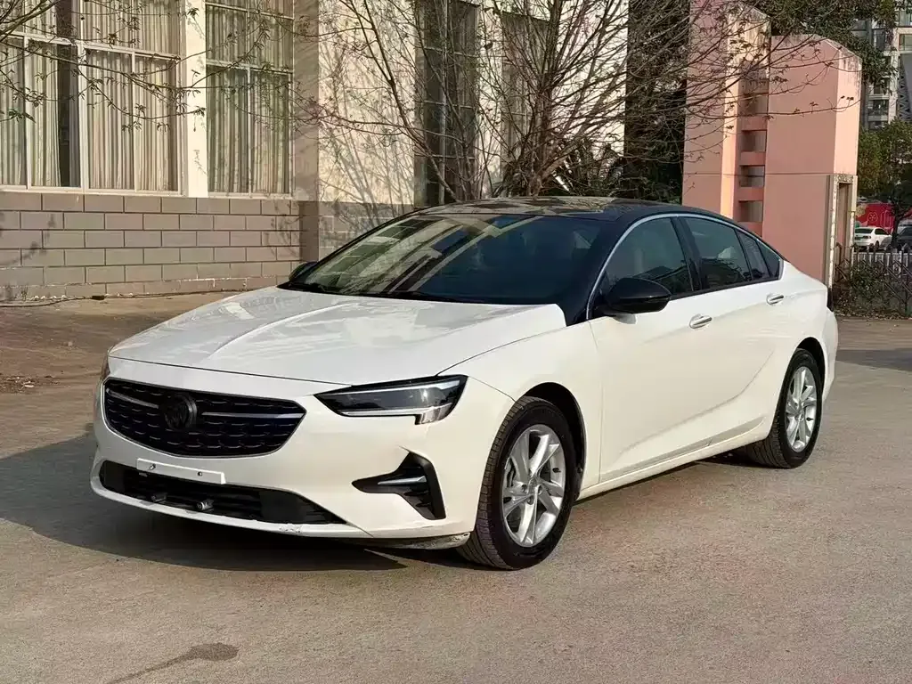 Buick Regal — фото 1